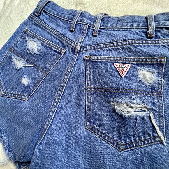 Vintage GUESS jean shorts - Picture 2 of 6